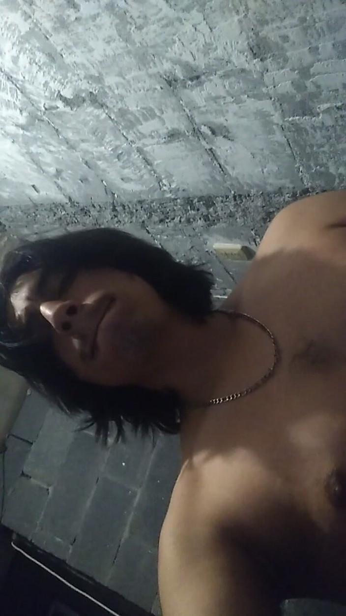 AlexAlejandro13: 음, 더 이상 참을 수 없어