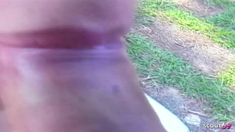 Shemale TS Collection: ブロンドの痩せたトランスジェンダー、Tinderのデートでアナルセックス