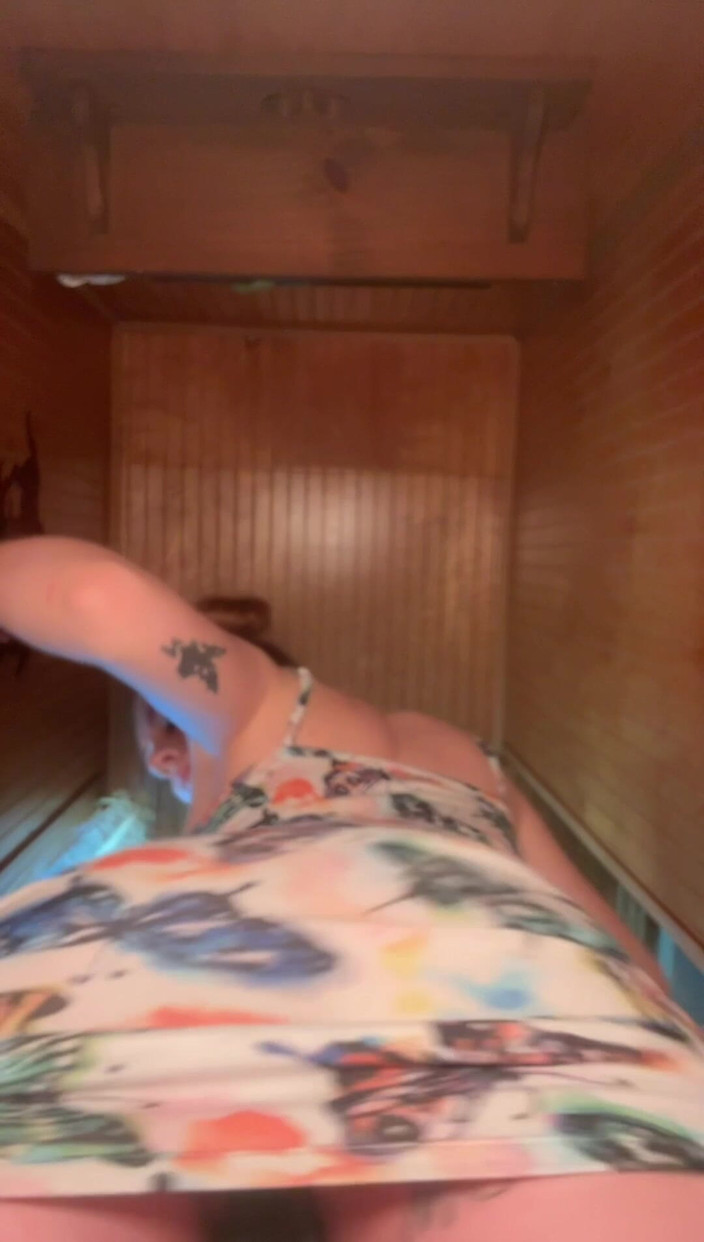 Kinkee Karma: Il tipo di che vuoi sederti su di te