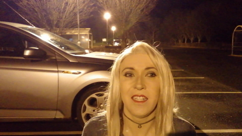 The Midnight Minx: Boy racer car park