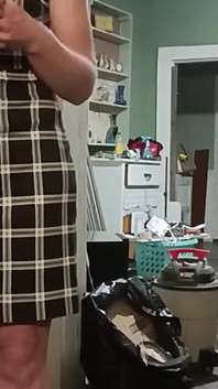 ลูกชายเพื่อนบ้านโดนจับได้ขณะดมกางเกงในฉัน