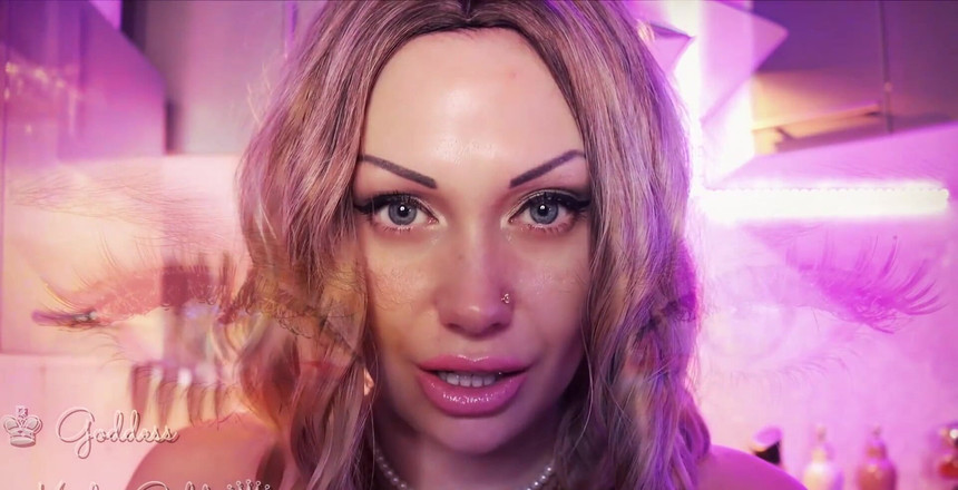 Goddess Misha Goldy: 私の目を見て!しっかりとアイコンタクトをとろう!私の妖艶なささやきを聞いてください!