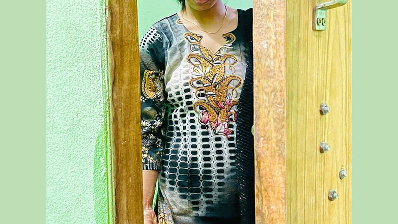 Riya Chowdhury: Fodendo duro com minha indiana super sexy