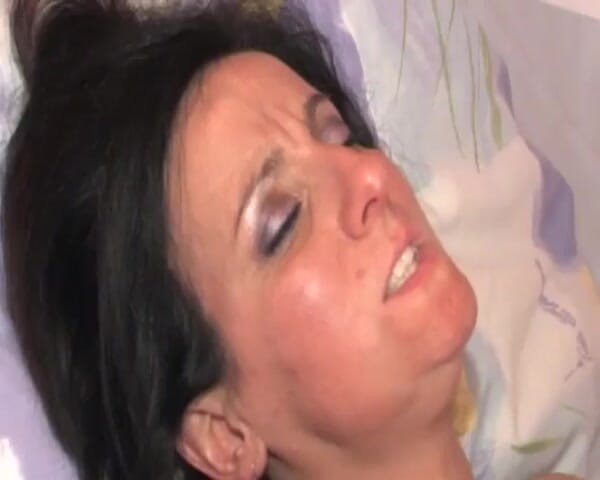 Deutsche XXX Filme: Amazing Dark-haired German Wife Assfucked Hard