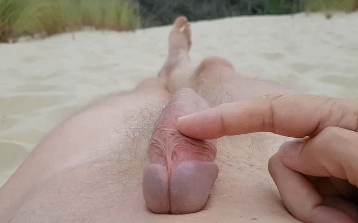 Littleschorschi: Probuzení Můj Boner Na Pláži