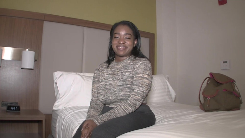 Nasty films: केन्या डकोटा साक्षात्कार