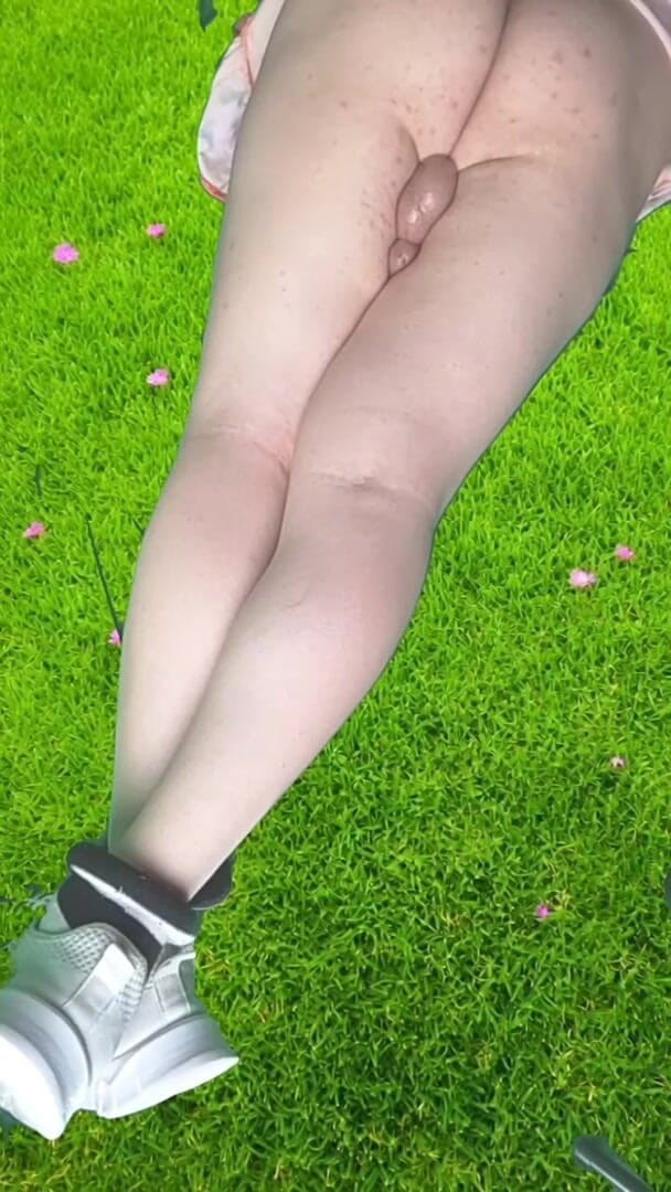 Kitty_Cross: Booty Blonde Femboy Sweet Juicy Ass Smooth Thighs Lollipop Sissy