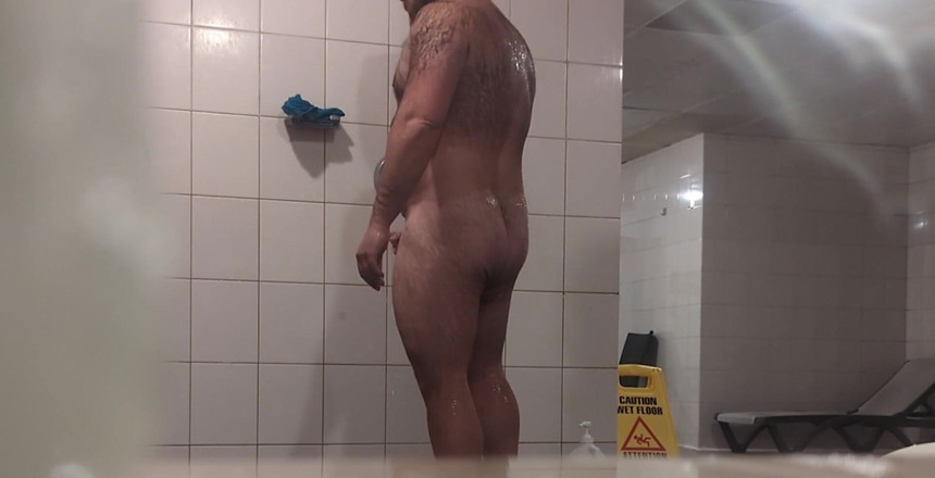 Huzzbearz: 우리는 여기곳곳을 조금 잡아당길 수 있는 기회를 찾는 것을 좋아합니다.