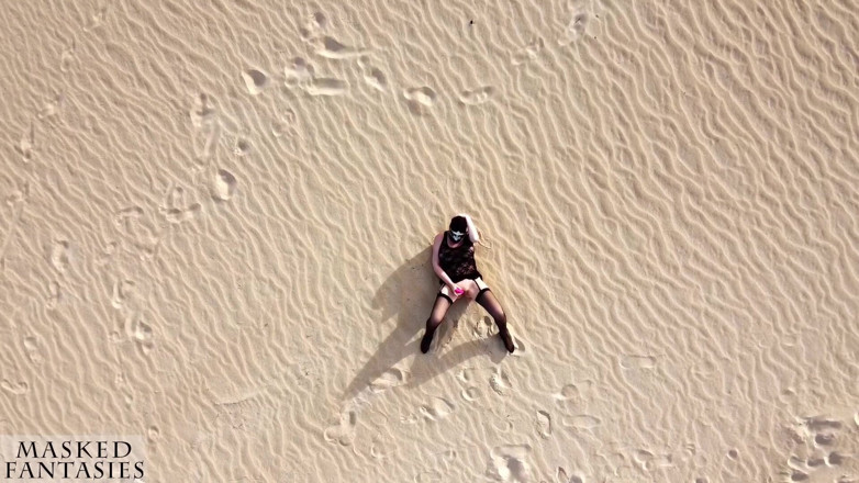 Masked-Fantasy: This MILF Masturbates Her Pussy in a Huge, Secluded Desert...