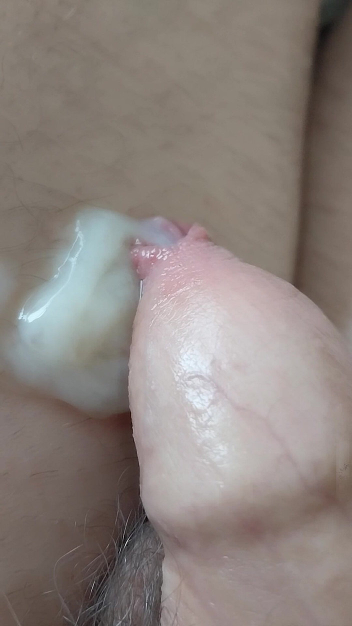 Cindy Belfast: Increíble pequeña polla se corre