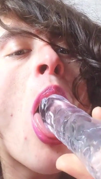 Dildo blowjob Sara Nb