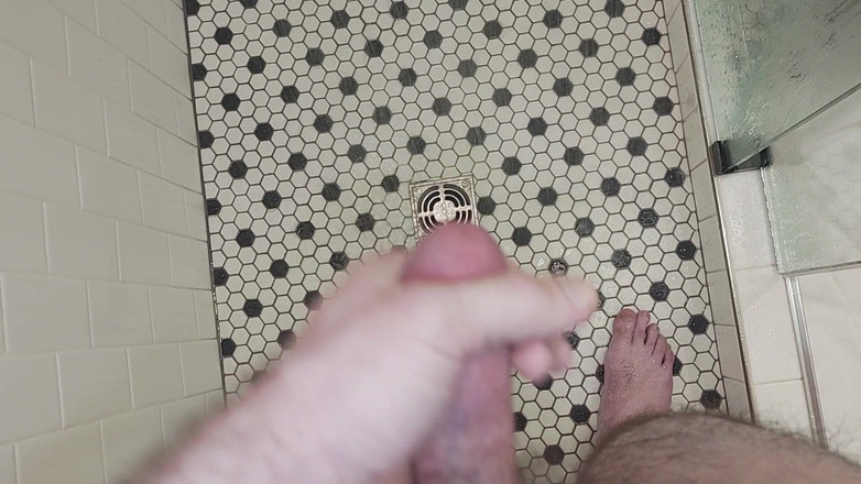 Nerdy Seducer: Berdiri di kios mandi sambil ngusap satu sama lain