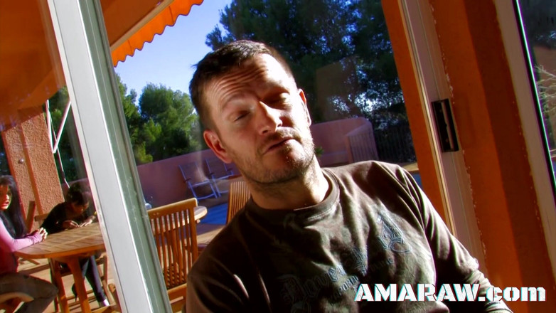 Amaraw: Juliana Val och Yesenia Rock trekant knullar vid poolen