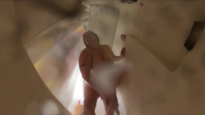 SexyNEBBW: Sexy BBW fat ass shower