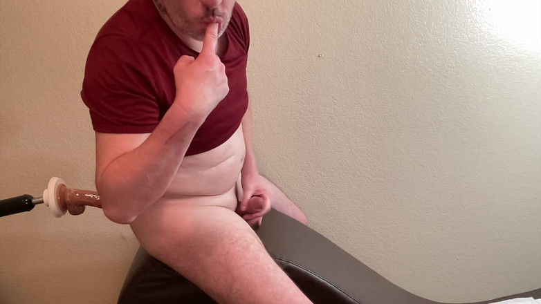 Fantasyland84: 上班前的快速性爱