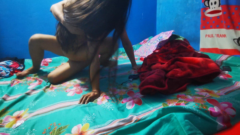 rhdhudhdhd: Žhavá a sexy teen desi indická nadržená přítelkyně mě ošukala...