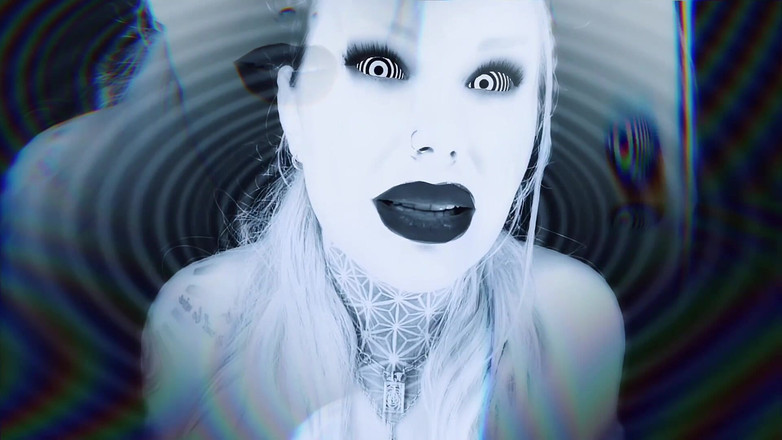 Goddess Misha Goldy: Этап 4: дрочу на порно, потому что я командую этим