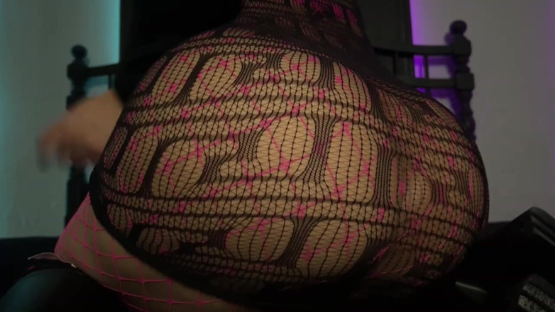 Astarioth: JOI Femdom in Spanish | Cum on Your Feet Loser | Astarioth