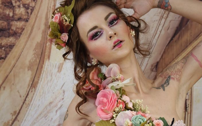 Bravo Models Media: 416 Adele Unicorn Pink Flower Cosplay Doll
