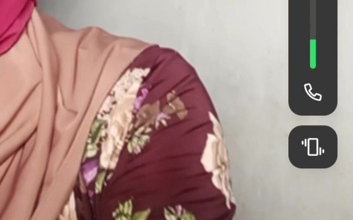 Nana sexsy: Vcs selingkuh dengan istri orang lain