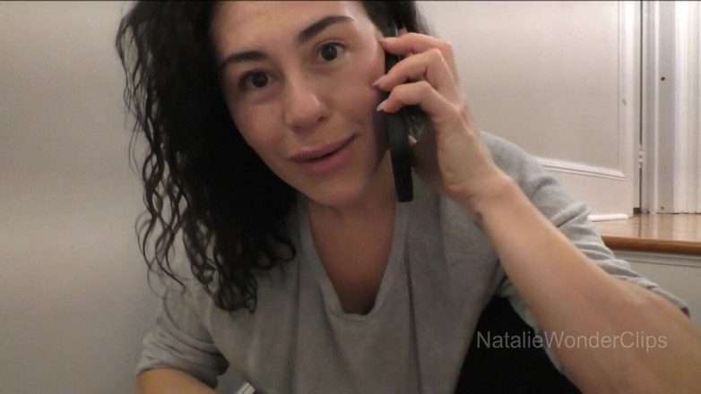 Natalie Wonder: सौतेली मम्मी को आपके सख्त कामुक लंड पर हैंडल मिलता है