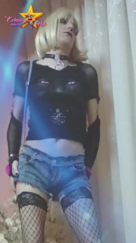 Momentos: Sissy Bailando Y Exhibiéndose
