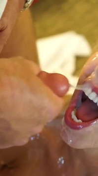 Mandy Monroe's 1st Gangbang & Bukkake