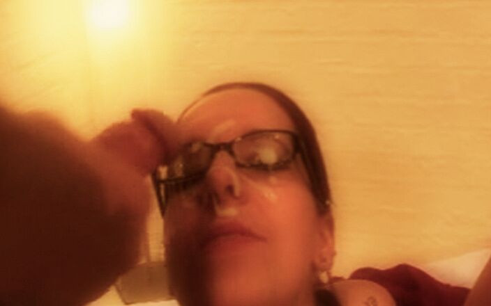 Master of porn: 두 명의 독일 싱글 소녀