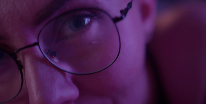 Muddy pussy: Wanita pantas menghisap zakar lelakinya