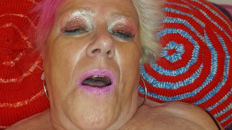 PureVicky66: Pink Haired Babe Stretches Her Pussy with Huge Dildo