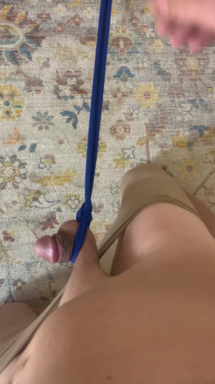 cd_aysemmm: Sono stato punito... Il mio pene veniva strappato