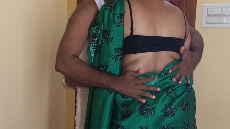 Palani69: Green Colour Saree Stepaunty Hot Romance Viral Video