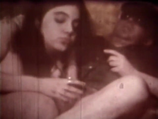 Vintage megastore: Antieke harige brunette neukt met een kerel met een grote...