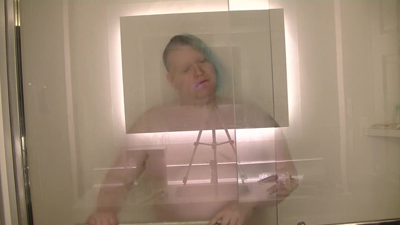 Roxxie rae page: Douche-verleiding