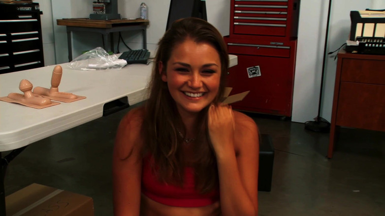 FapFlare: Allie Haze knullas efter att ha ridit på Sybianen och...