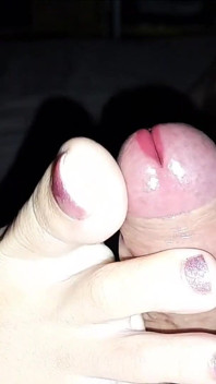 Handjob & footjob from Mamo Sexy