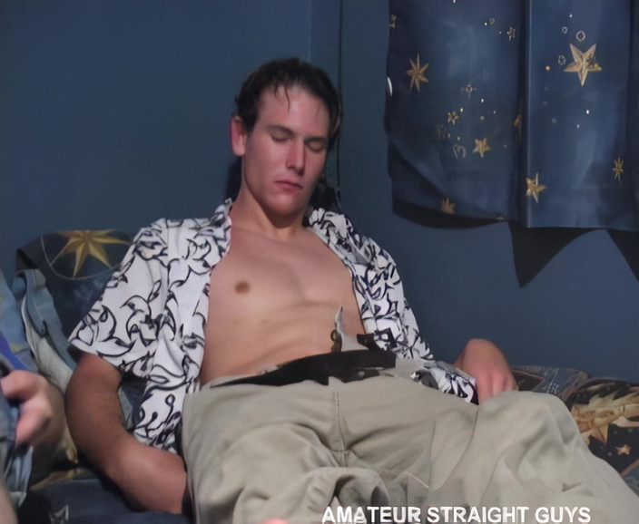Jay's Amateur Straight Guys: Tom po imprezie !!  4k!