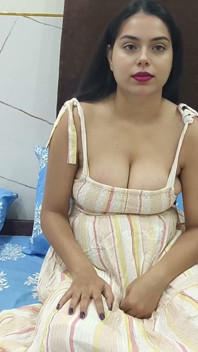 Drsný sex s ptákem mého nevlastního bratra je perfektní pro Saařinu mokrou kundičku Po rozchodu
