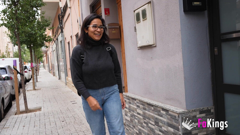 FAKings: 巨乳のラティーナ・ラナ・ビジャフエルテはとてもホットです!シャワーを浴びて、オナニーして、いいファック...パーフェクトデイ