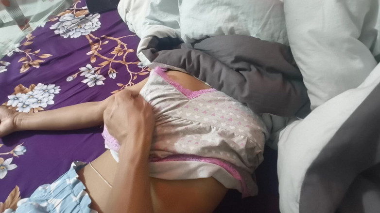rhdhudhdhd: Dělám její sexy masáž Desi nový bangali pár XXX video