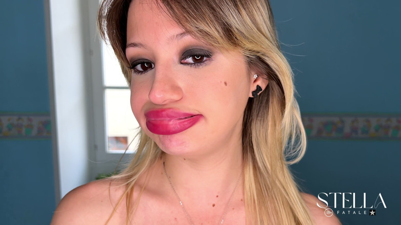 Stellafatale: Raspberries Lip Trembling