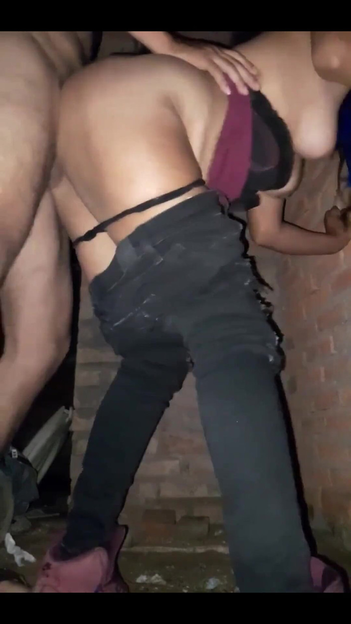 Karely Ruiz: After the Party, Young Girl Caught on the Street! He...