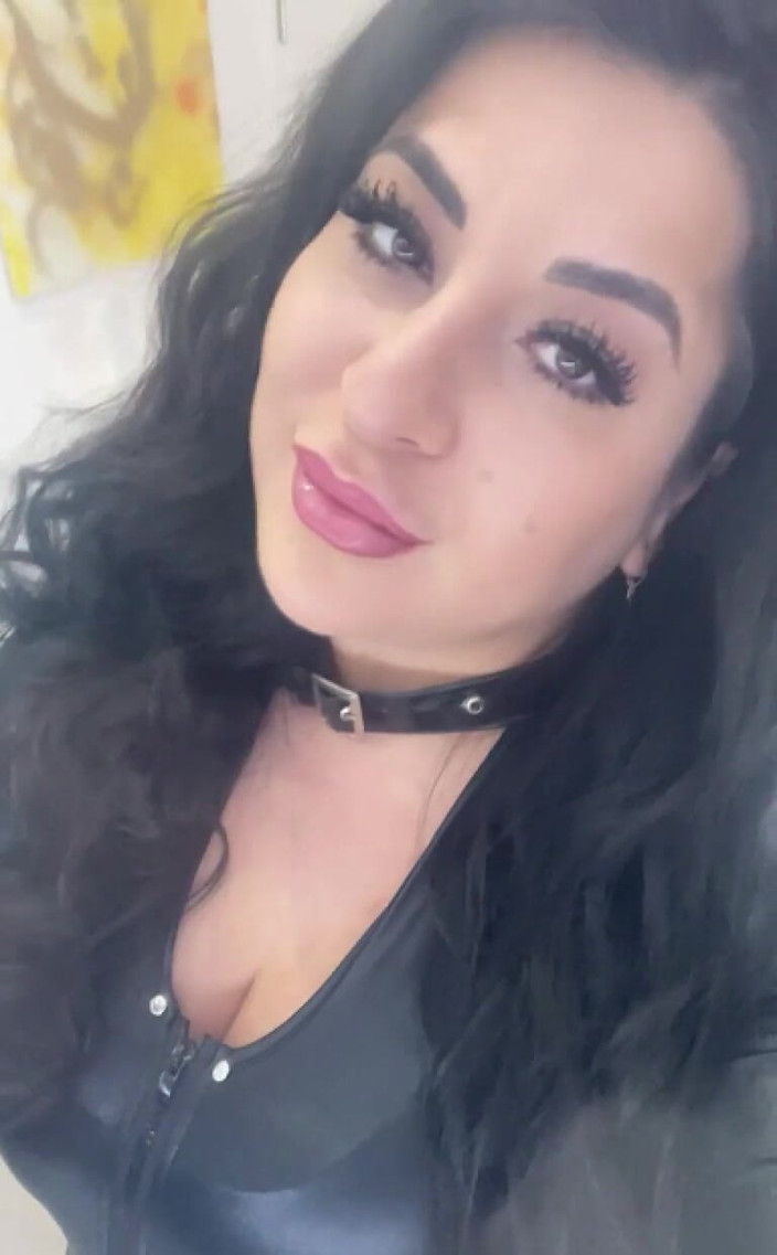 LadyAyse5: Sklave kommt in meine welt, sklave