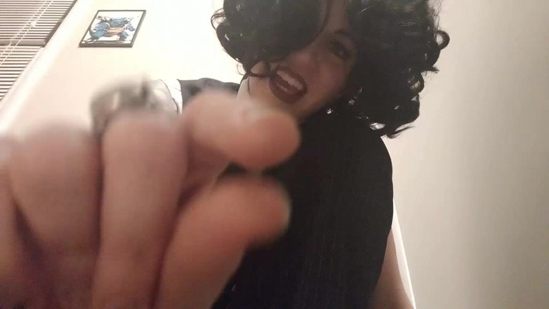 Geeky Femdom: सेना -लेनी शैडो क्वीन- दिग्गज