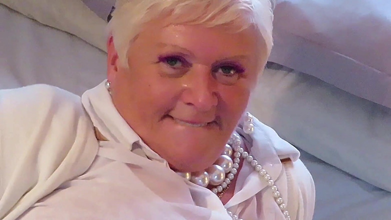 Uk Joolz: Naughty Stepmother in law plays