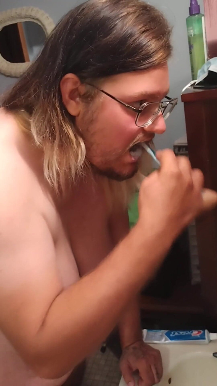 LilTaste: T4t Couple; Get It up in There; Toothbrushing Fetish Fanclub...