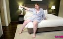 Tgirl BBW: Rothaarige BBW clara belle wichst