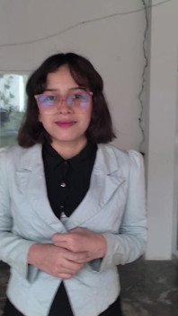 Enf Latina nastolatka reporter rozebrał się