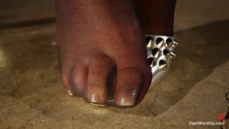 Foot Worship by Kink: Il sogno dei piedi bagnati di cara