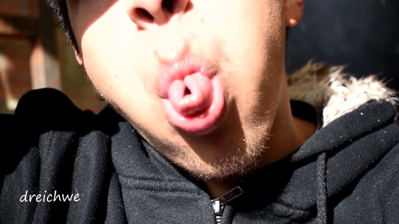 Dreichwe: Tongue game